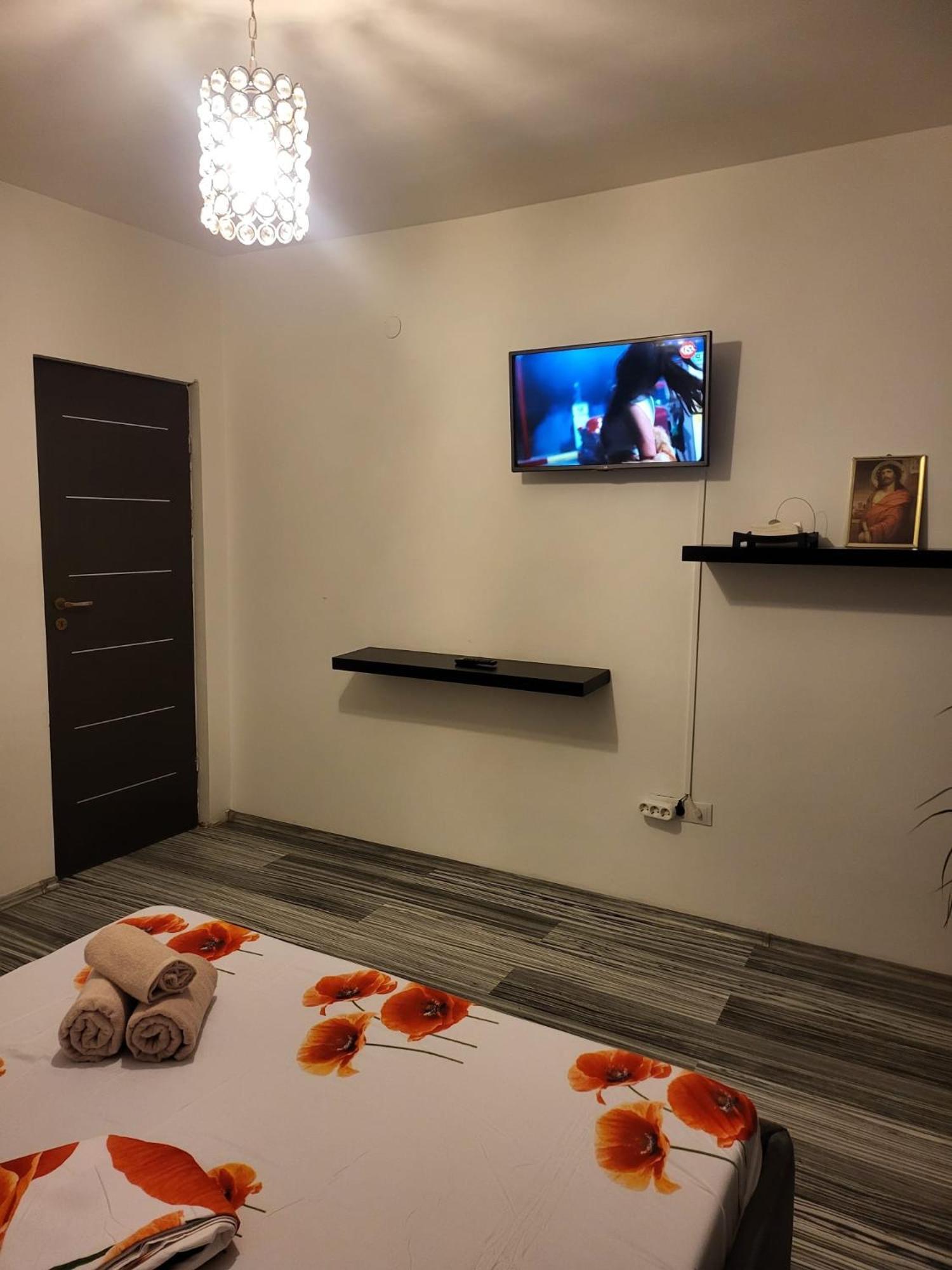 Enzso Residence Ap 2 Cam,Piata Natiunile Unite, Nr3-5,Bloc B2, Sc2, Et 1, Ap34 Бухарест Екстер'єр фото
